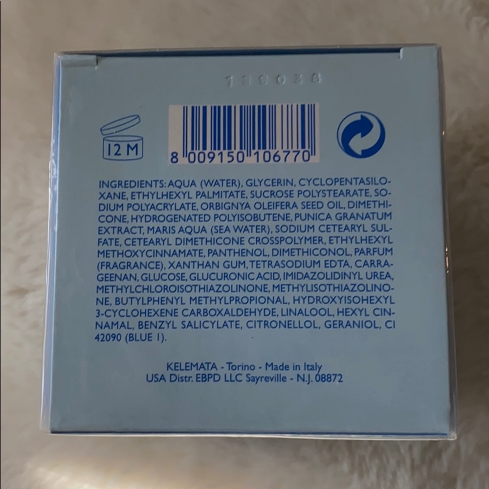 VENUS AQUA24 Deep-Moisturizing Cream 24 hour - Picture 5 of 6
